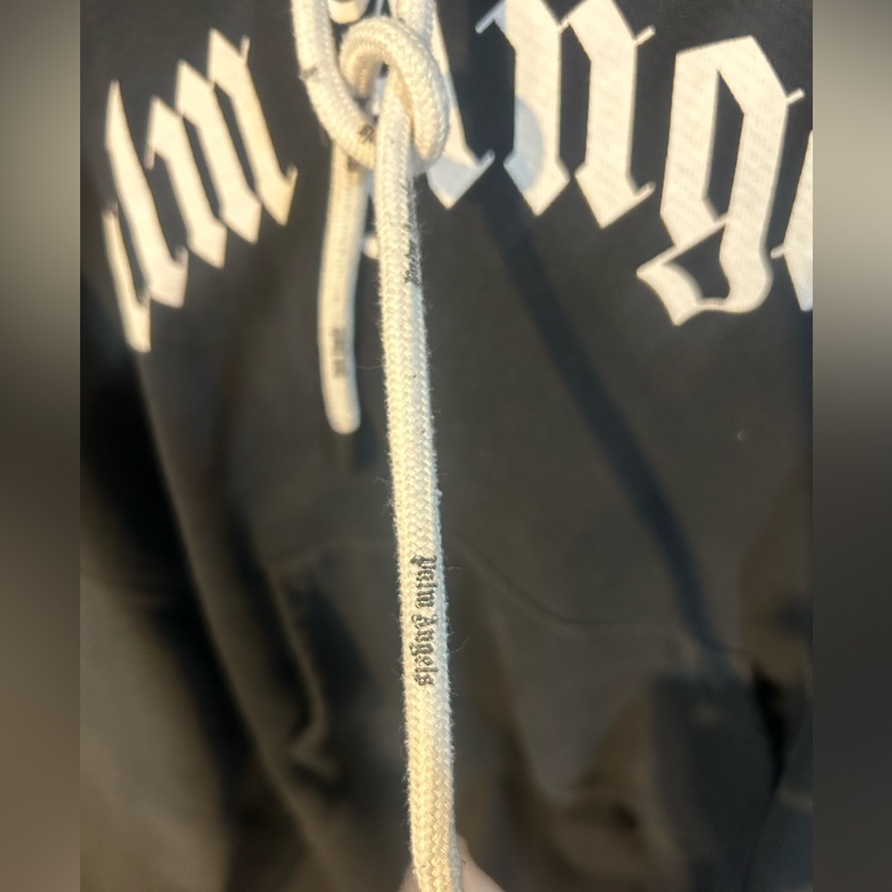 Black palm angels hoodie! Great condition - Picture 2 of 3